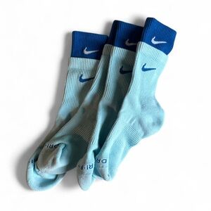 3 / $30 💘 new nike dri-fit layered turquoise blue socks